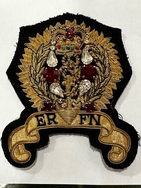 Generals AGC Corpse EIR 3-D Crown Stones officers collar badge Queen Elizabeth